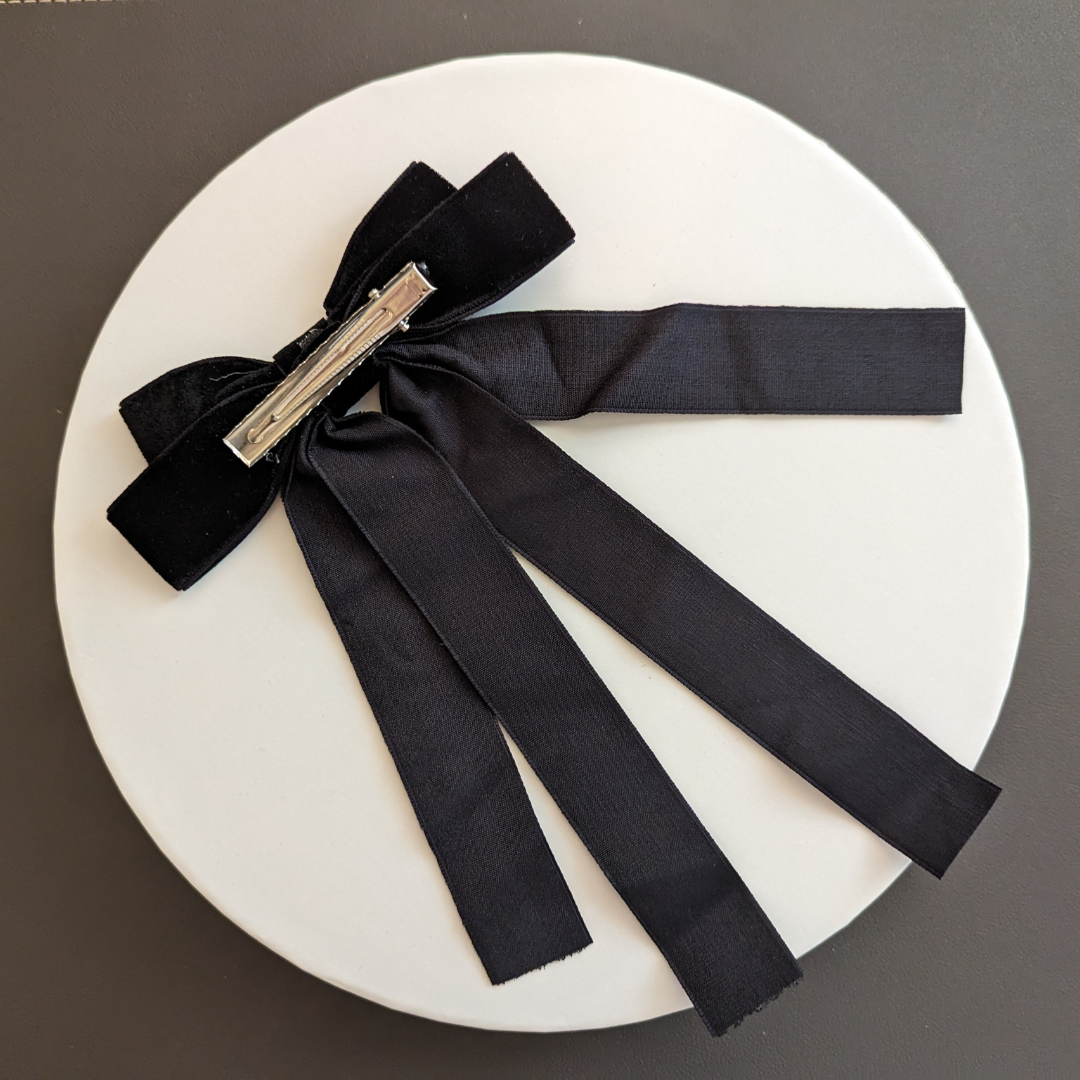 Bow Clip on a large diameter (backside)