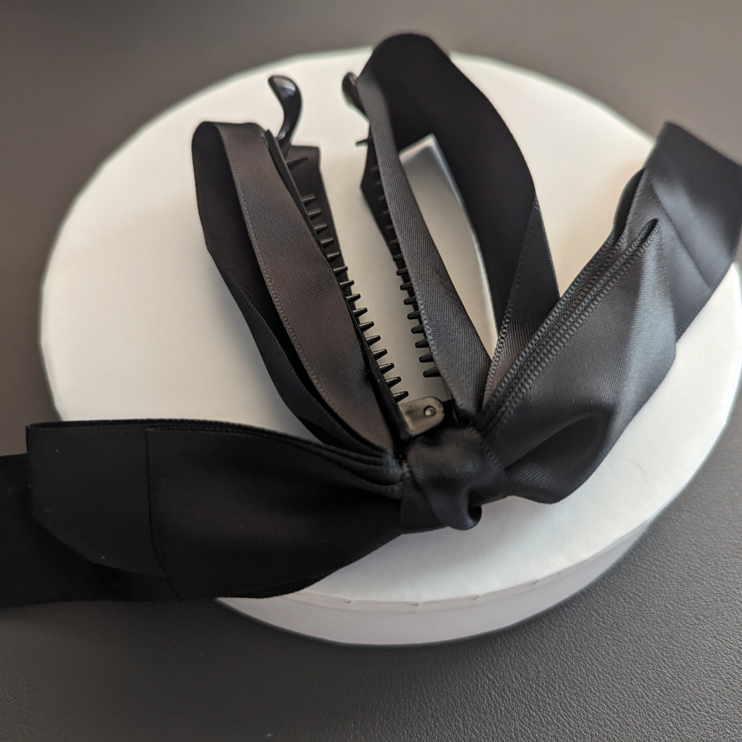 Bow Clip on a small diameter (reversed)